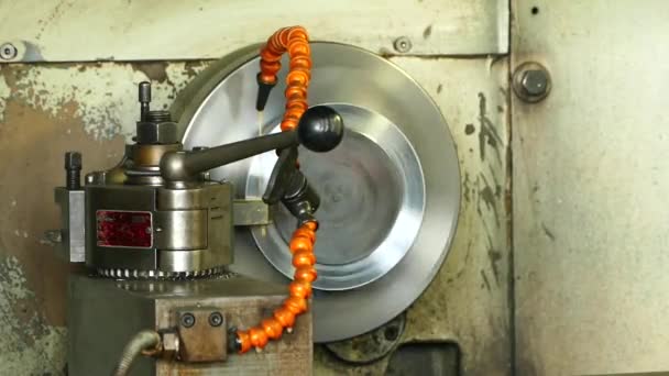 Metallbearbeitung Auf Cnc Drehmaschine — Stockvideo