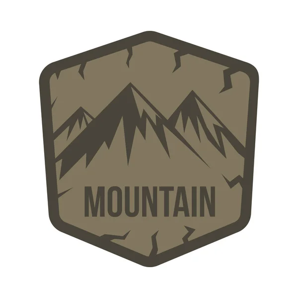 Étiquettes de montagne dans un style vintage — Image vectorielle