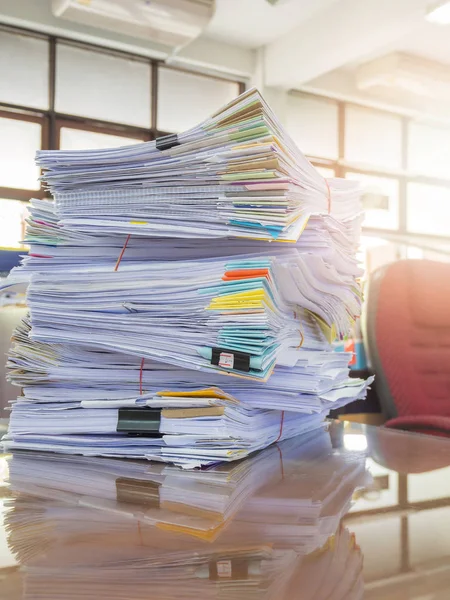 Business Concept, Pile of unfinished business documents on office desk — Stock Photo, Image