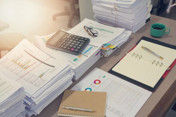 Business Concept, Pile of unfinished documents on office desk, Stack of business paper, Vintage Effect — Stock Photo, Image