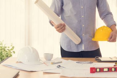 Kavramı mimar, mühendis ve mimarlar ofis planları ile çalışma