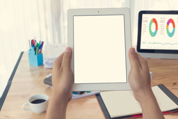 Бизнес-концепция офисной работы, проведение столов
