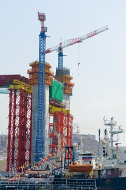 Vladivostok içinde büyük 13í köprü inşaatı 