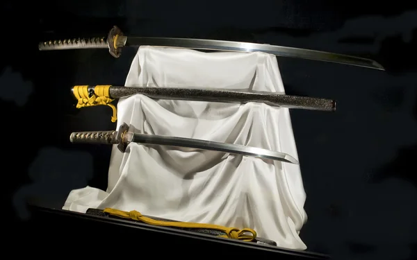 Espadas de samurai japonés par — Foto de Stock