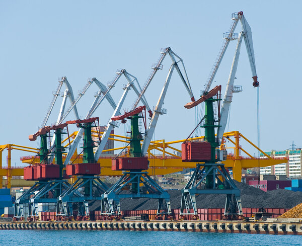 cargo terminal at Vladivostok 