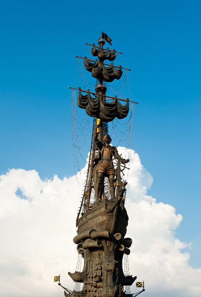 Памятник Петру I