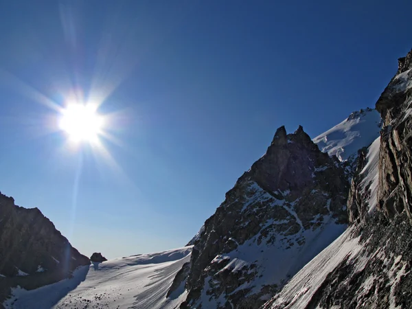 Bezenghi mountains at Caucasus — Stock Photo, Image