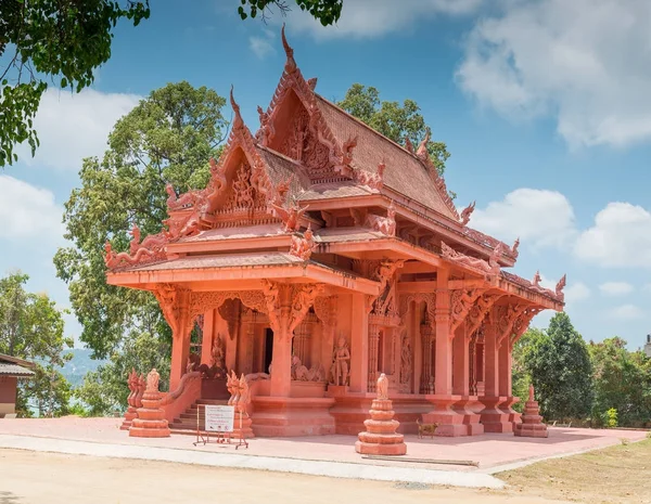 Wat Sila Ngu buddhistiskt tempel i Hua Thanon, Koh Samui, Thailand — Stockfoto