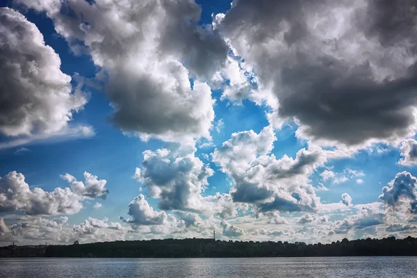 Sky and clouds — Stock Photo, Image