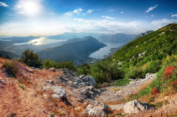 Bela Vista Baía Kotor Montenegro Vista Aérea Das Montanhas Mar — Fotografia de Stock