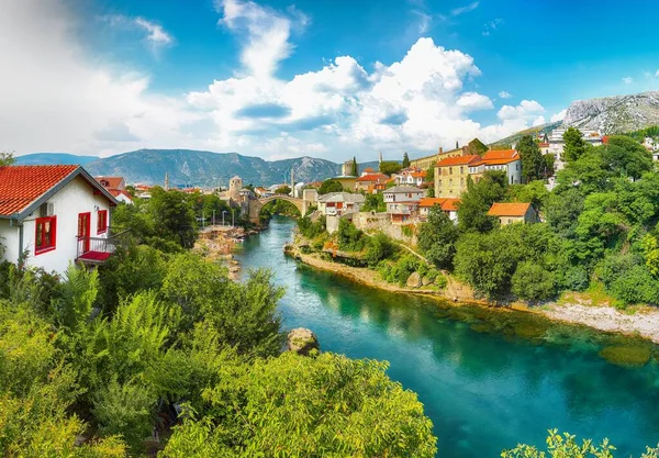 Fantastische Skyline Von Mostar Mit Der Mostar Brücke Häusern Und — Stockfoto