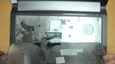 Laptop klavye mühendis alır