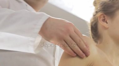 Kadın omuz, Masaj kamera kaydırma