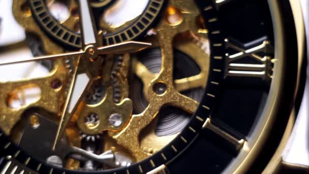 Flecha del reloj de oro, primer plano del reloj — Vídeos de Stock