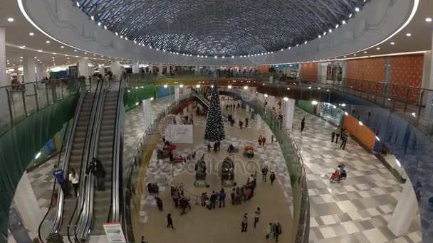Timelapse video av en upptagen jul shopping mall — Stockvideo