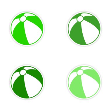 Kağıt plaj topu üzerinde derleme gerçekçi etiket tasarımı