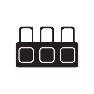 Siyah ve beyaz tribün yargıç düz simgesi