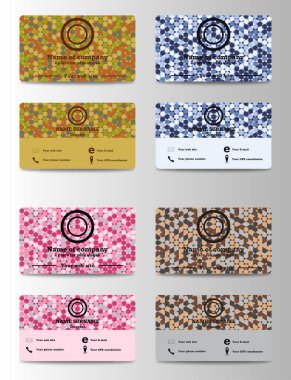 Kişisel yatay kimlik kartları ile kimlik elemanları, fotoğraf, telefon, e-posta ve Gps konum bilgisi kümesi