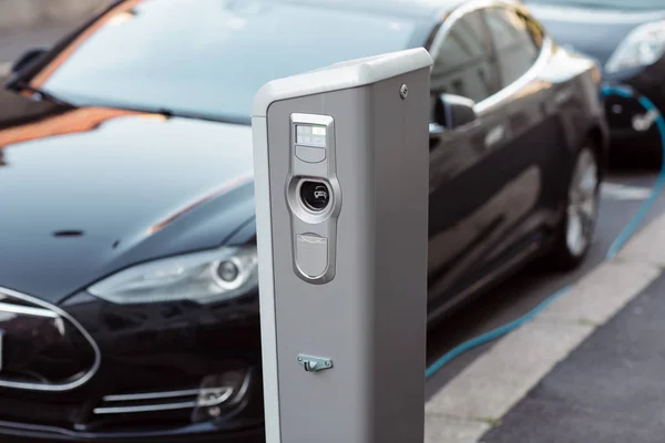 Auto laden energie Rechtenvrije Stockfoto's