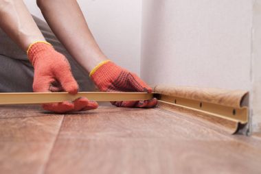 plastik Süpürgelik montajı