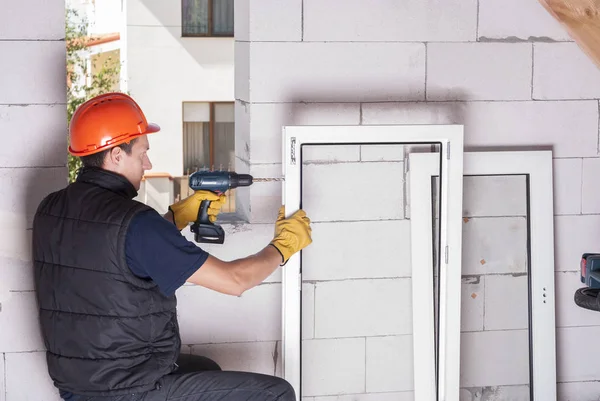 Instalación de ventanas de plástico — Foto de Stock