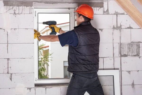 Instalación de ventanas de plástico —  Fotos de Stock