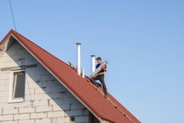 Çatıdaki havalandırma kanalları.