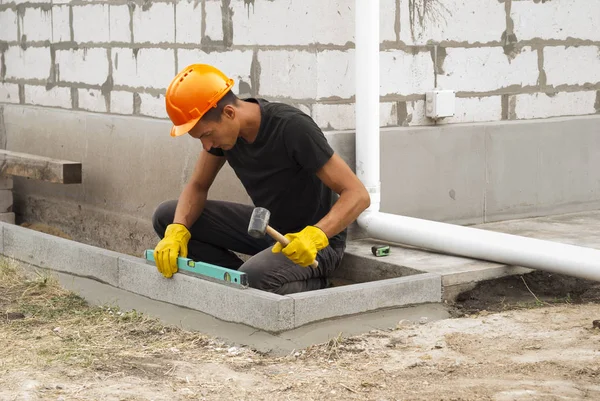 Bordillos para losas de pavimentación — Foto de Stock