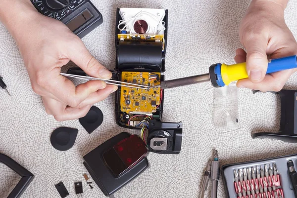 External flash repair — Stock Photo, Image