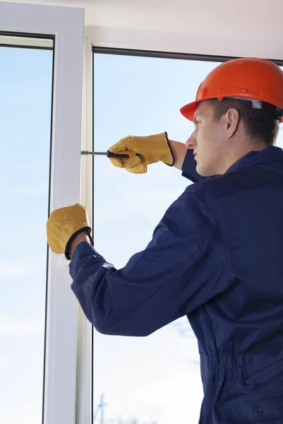 Reparación de ventanas de plástico — Foto de Stock