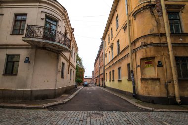 Vyborg, Rusya - Eylül, 10, 2017: Vyborg eski sokaklarında