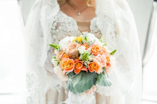 Big wedding bouquet before ceremony. — Stock Photo, Image