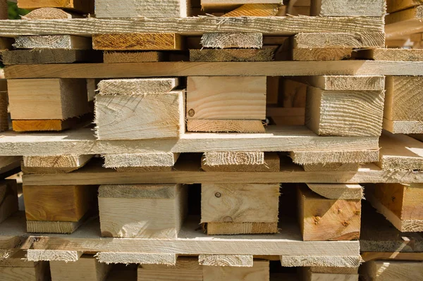 Dřevěné palety pro přepravu — Stock fotografie
