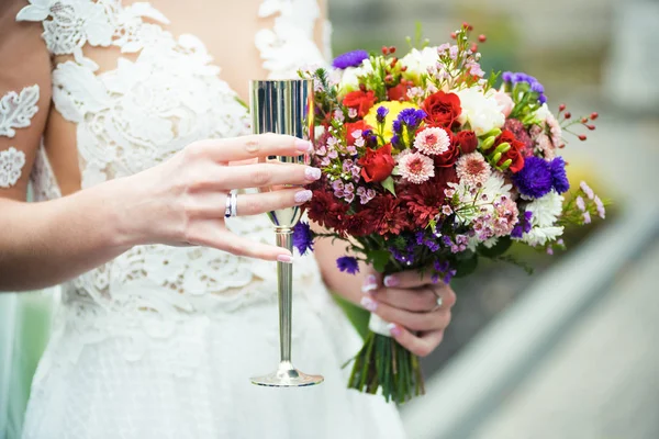 Beautiful Bride Wedding Bouquet — Stock Photo, Image