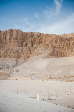 Morg başına Tapınağı. Mısır. Luxor.