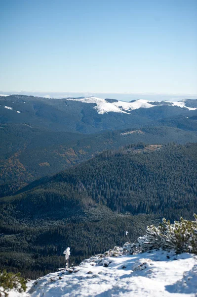 Wunderschöne Winterberge Verschneiter Natiaonaler Naturpark — Stockfoto