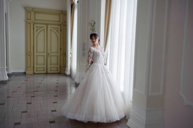 Güzel sevimli gelin portresi