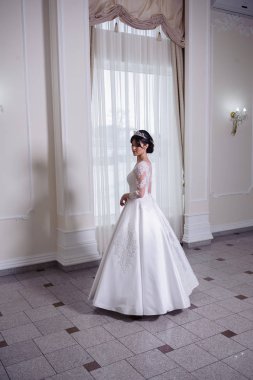 Güzel gelin düğün elbise beyaz iç