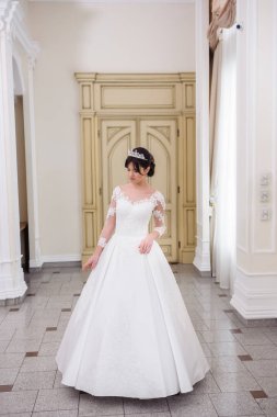 Güzel gelin düğün elbise beyaz iç