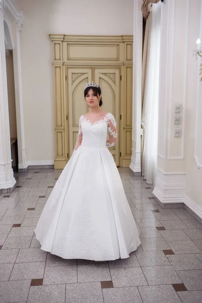 Bella Sposa Abito Sposa Interno Bianco — Foto Stock