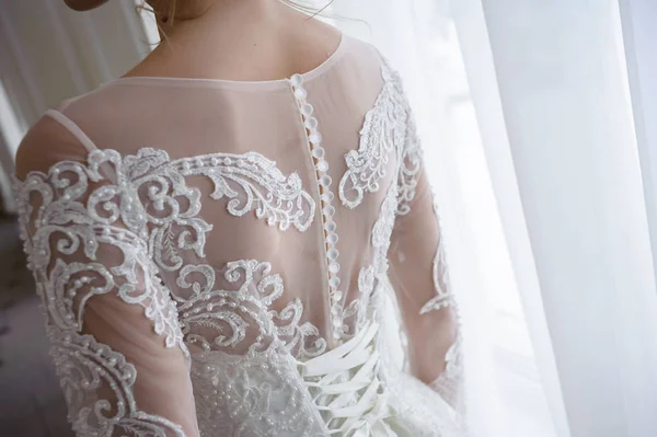 Красива Наречена Весільній Сукні Ззаду — стокове фото