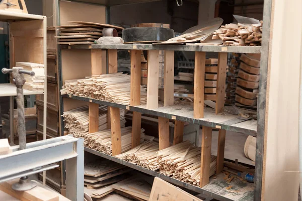 Fabrik Für Die Herstellung Gebogener Holzprodukte Werkzeuge Zum Verarbeiten Und — Stockfoto
