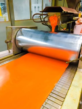 Endüstriyel amaçların boyaları için endüstride boya üretimi