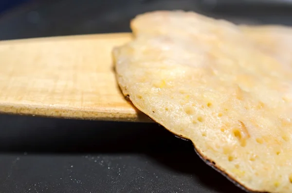 Cocinar algunos panqueques de manzana americanos — Foto de Stock