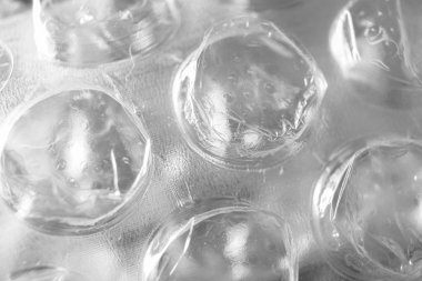 Kabarcık şal yakın siyah beyaz makro çekim