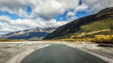 Lake Wakatipu Queentown ve Glenorchy Güney adalar arasında