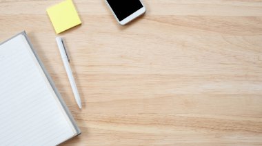 Ofis malzemeleri, COVID-19 Coronavirus karantina konsepti, iş motivasyonu fikirleri, evden çalışma..,