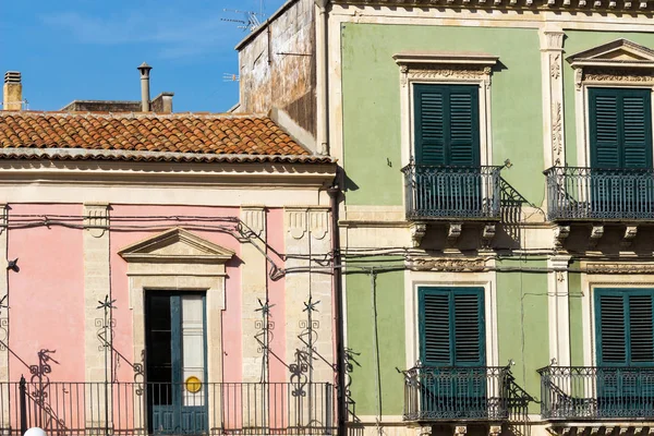 La puerta verde — Foto de Stock