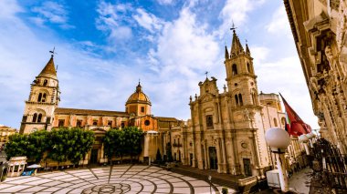 kare acireale görünümünü