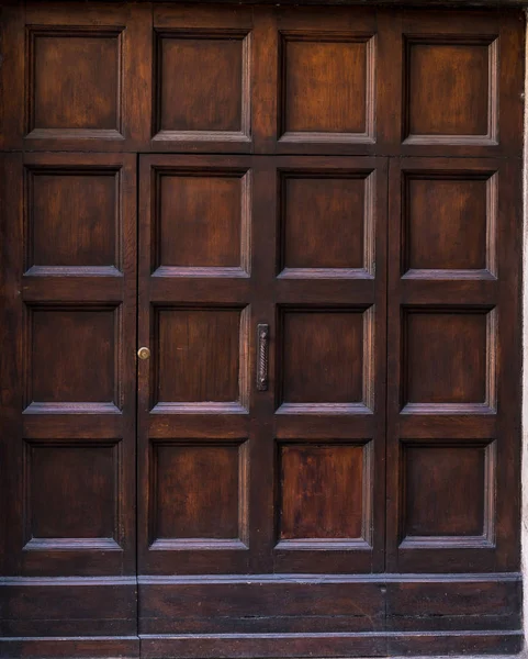 Middeleeuwse muur venster — Stockfoto